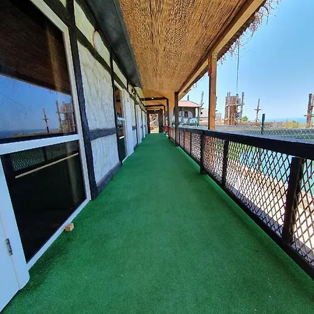 La Casa Nova Hostel Armeñime