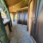 Хостел La Casa Nova *